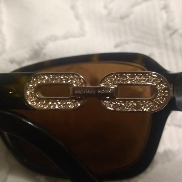 Michael Kors sunglasses - Picture 14 of 16